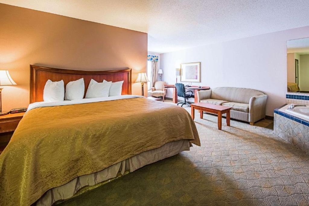 Royal Inn Suites Huntington Luaran gambar