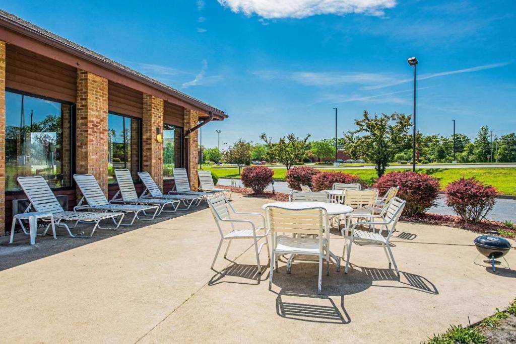 Royal Inn Suites Huntington Luaran gambar